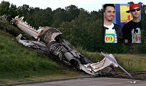 travis-barker-Plane-Crash