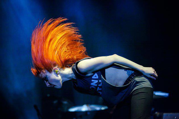 Hayley-Williams-live-2013