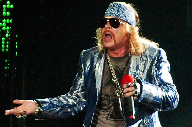 axl-rose-guns-and-roses-tour-617-409