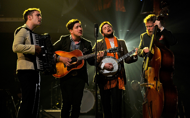 Mumford And Sons live osheaga