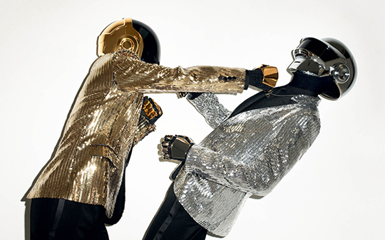 daft_punk_fighting