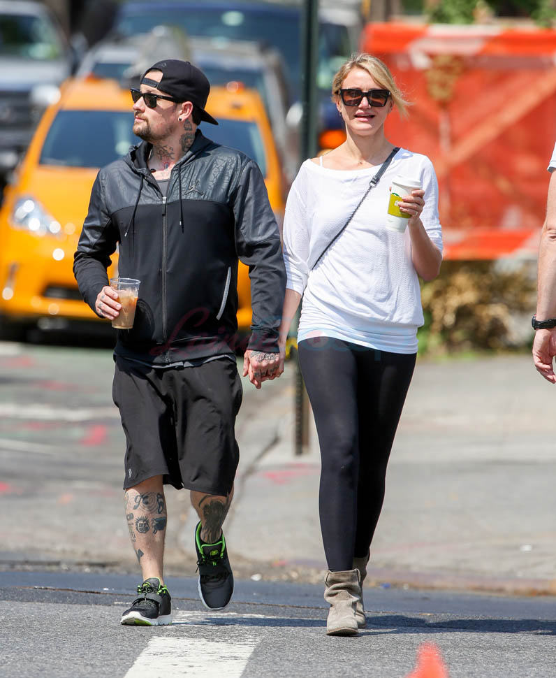 EXCLUSIVE: **PREMIUM RATES APPLY**STRICTLY NO WEB UNTIL 11.30PM PST JUNE 3RD 2014**NO DAILY MAIL ONLINE**Cameron Diaz seen hand in hand with new boyfriend Benji Madden in NYC